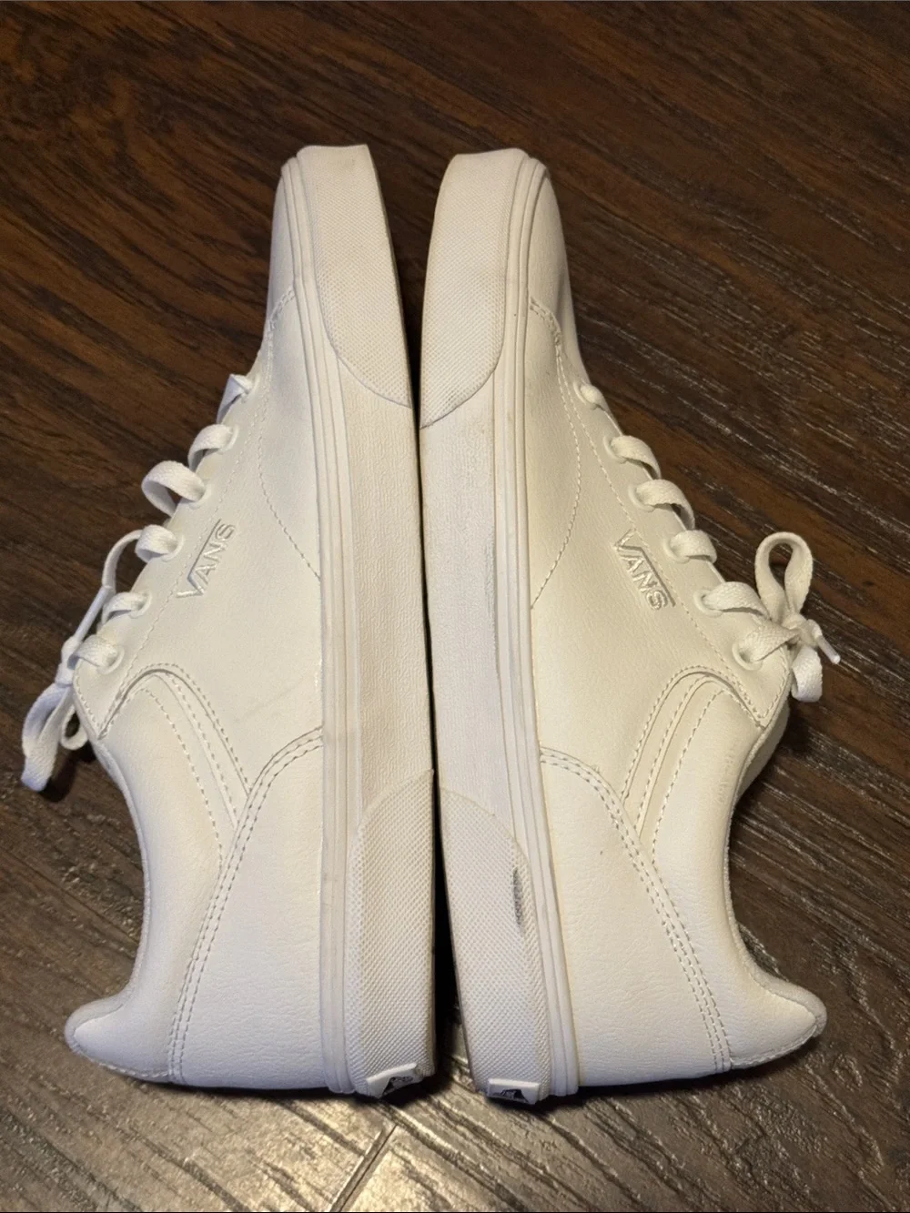 Vans Men’s Crispy White Low-Top Leather Sneakers